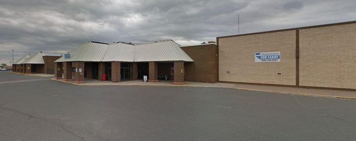 Marquette Mall - From Marquette Mall Memories Facebook (newer photo)